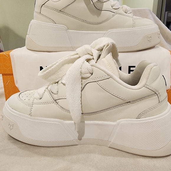 Naked Wolfe City White Sneakers W8 - Picture 4 of 9